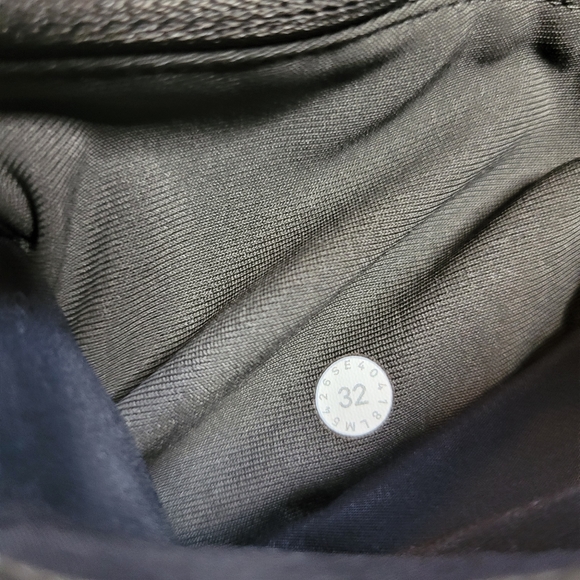 Lululemon ABC Classic Pant - Picture 11 of 11